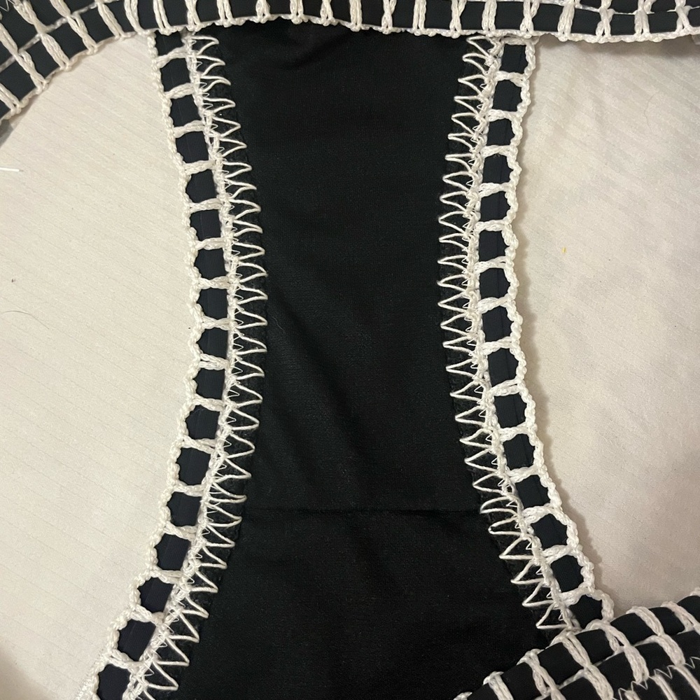 Gianni Bini Black Bikini Bottom with Ecru Ceochet, side cutouts, size Large - Picture 6 of 6